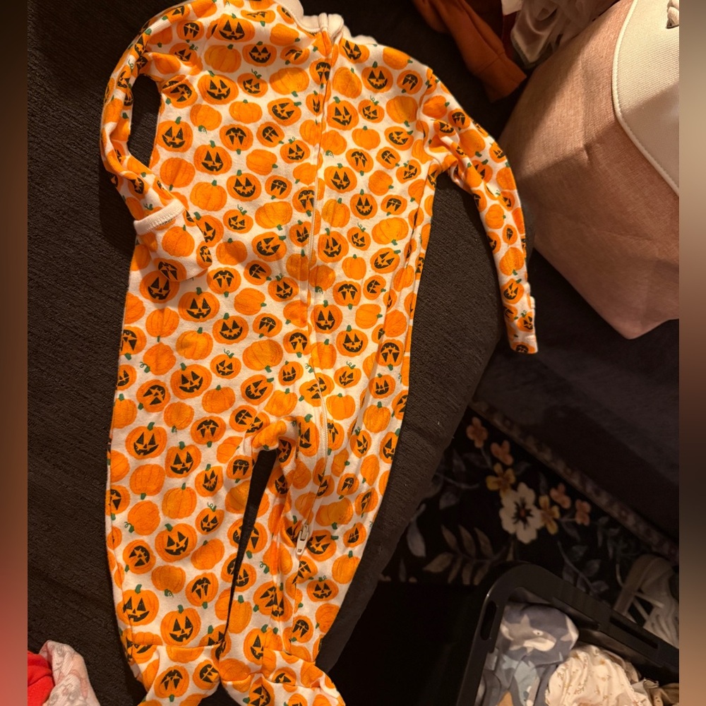 Old Navy Orange Pumpkin Print Kids Footie